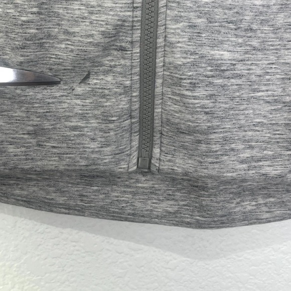 Athleta Stronger Vest‎ Womens Medium Gray Spacedye Stretch Workout Gym Training - Picture 8 of 13